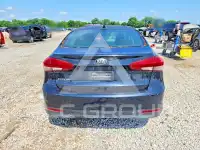 2017 KIA Forte фото