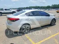 2017 KIA Forte фото