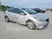 2017 KIA Forte фото