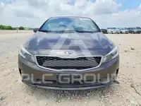2017 KIA Forte фото