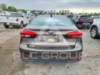 2017 KIA Forte фото