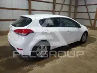 2017 KIA Forte фото