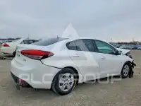 2017 KIA Forte фото