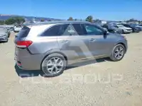 2017 KIA Sorento photo