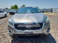 2017 KIA Sorento photo