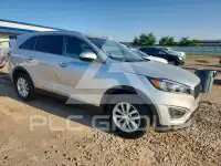 2017 KIA Sorento photo