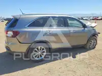 2017 KIA Sorento photo