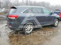 2017 KIA Sorento photo
