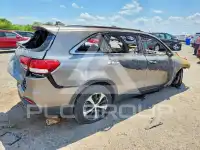 2017 KIA Sorento фото