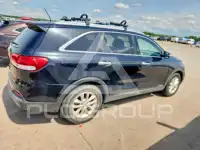 2017 KIA Sorento photo