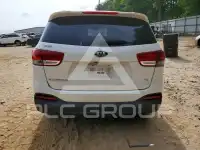 2017 KIA Sorento photo