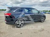 2017 KIA Sorento photo