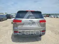 2017 KIA Sorento фото