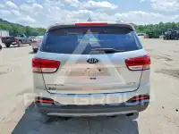 2017 KIA Sorento photo