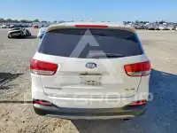 2017 KIA Sorento photo