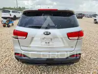 2017 KIA Sorento photo
