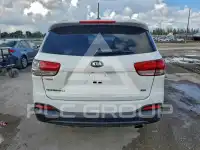 2017 KIA Sorento photo