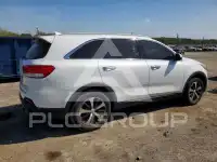 2017 KIA Sorento photo