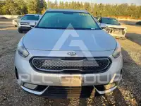 2017 KIA Niro photo