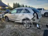 2017 KIA Niro photo