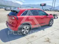 2017 KIA Niro photo