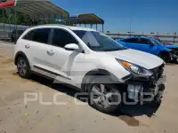 2017 KIA Niro photo