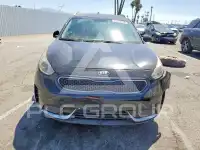 2017 KIA Niro photo