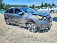 2017 KIA Niro photo