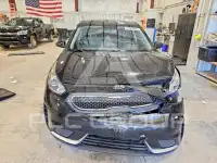 2017 KIA Niro photo