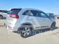 2017 KIA Niro photo