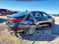 2017 KIA Cadenza photo