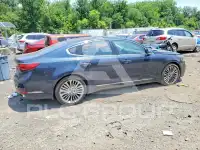 2017 KIA Cadenza photo