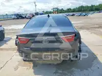 2017 KIA Cadenza photo