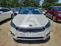2017 KIA Cadenza photo