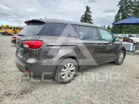 2017 KIA Sedona фото