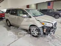 2017 KIA Sedona photo