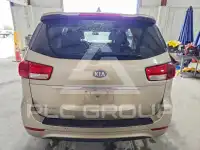 2017 KIA Sedona photo