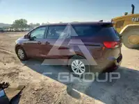 2017 KIA Sedona фото