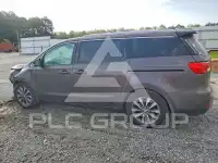 2017 KIA Sedona photo