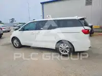 2017 KIA Sedona photo
