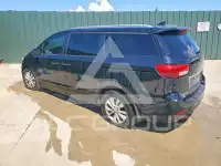 2017 KIA Sedona фото