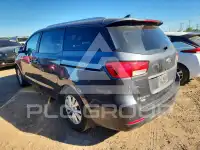 2017 KIA Sedona фото