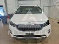 2017 KIA Sedona photo