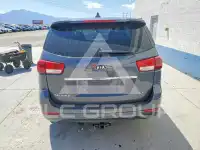 2017 KIA Sedona фото