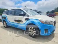 2017 KIA Sedona photo
