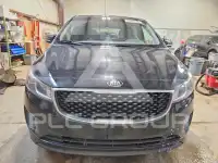 2017 KIA Sedona photo