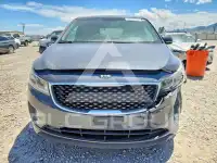 2017 KIA Sedona фото