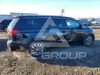 2017 KIA Sedona фото