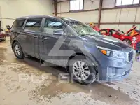 2017 KIA Sedona фото