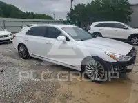 2017 Genesis G90 photo